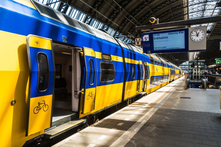 Image of NS train
