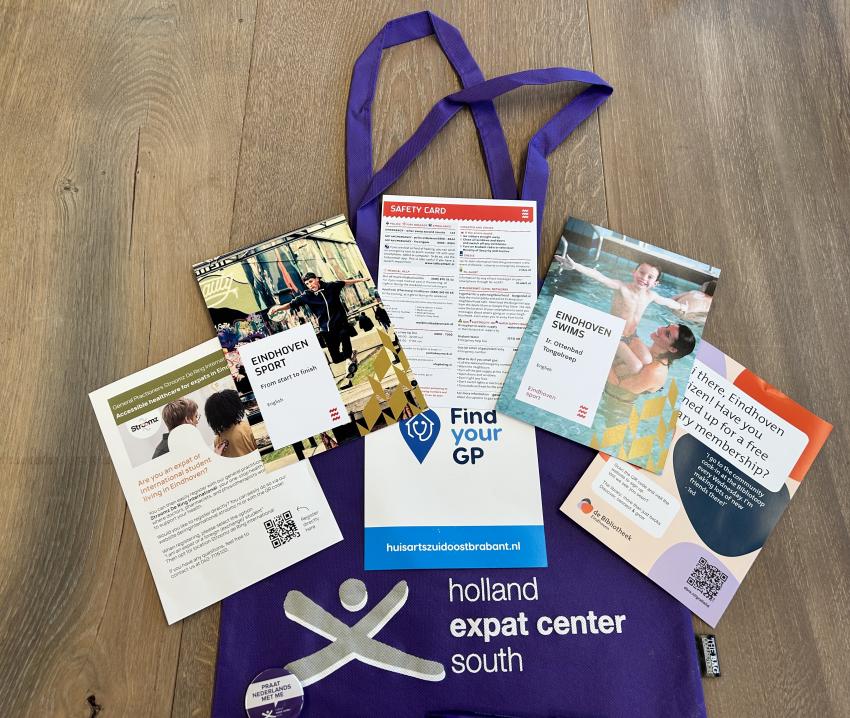Welcome bag with flyers from support partners