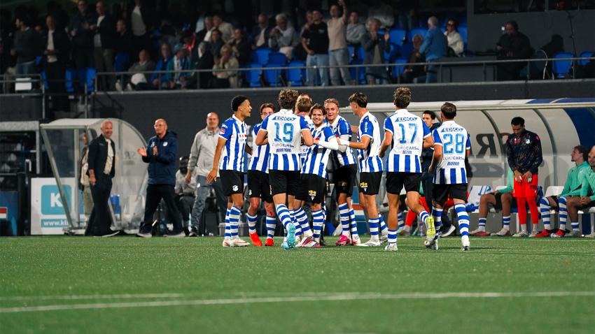 FC Eindhoven players on the pitch
