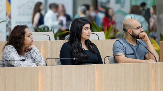 Audience at a presentation, klik voor een vergroting